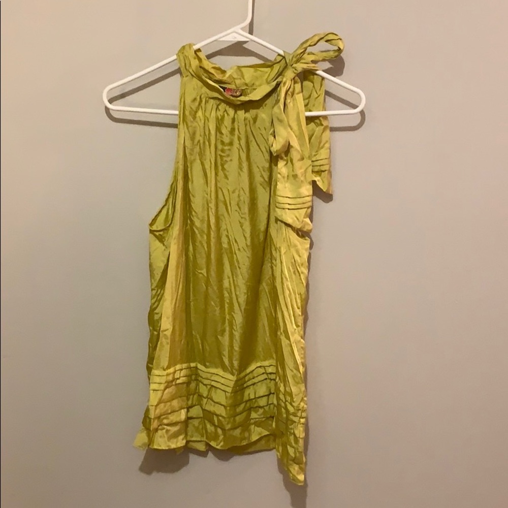 Silken blouse with halter neckline